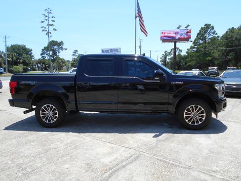 Used 2018 Ford F150 4x4 SuperCrew Lariat image 4
