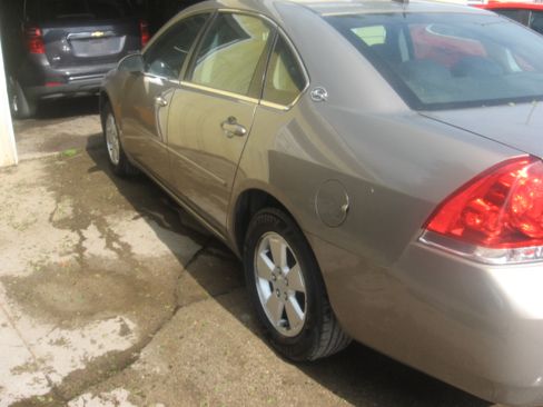 Used 2007 Chevrolet Impala LT FWD image 6