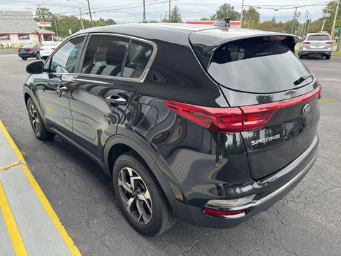 Used 2020 Kia Sportage AWD LX image 4