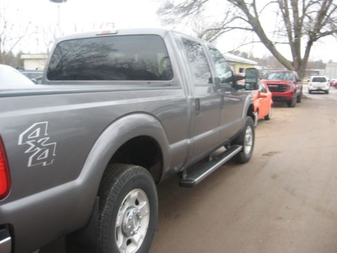 Used 2013 Ford F250 XLT image 4