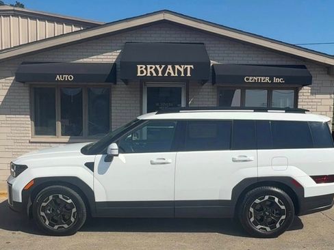 Used 2024 Hyundai Santa Fe SEL image 1