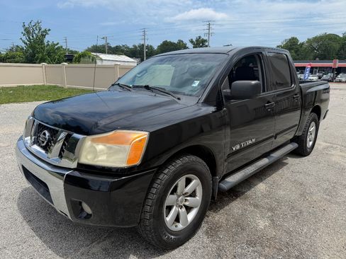 Used 2012 Nissan Titan 2WD Crew Cab image 2