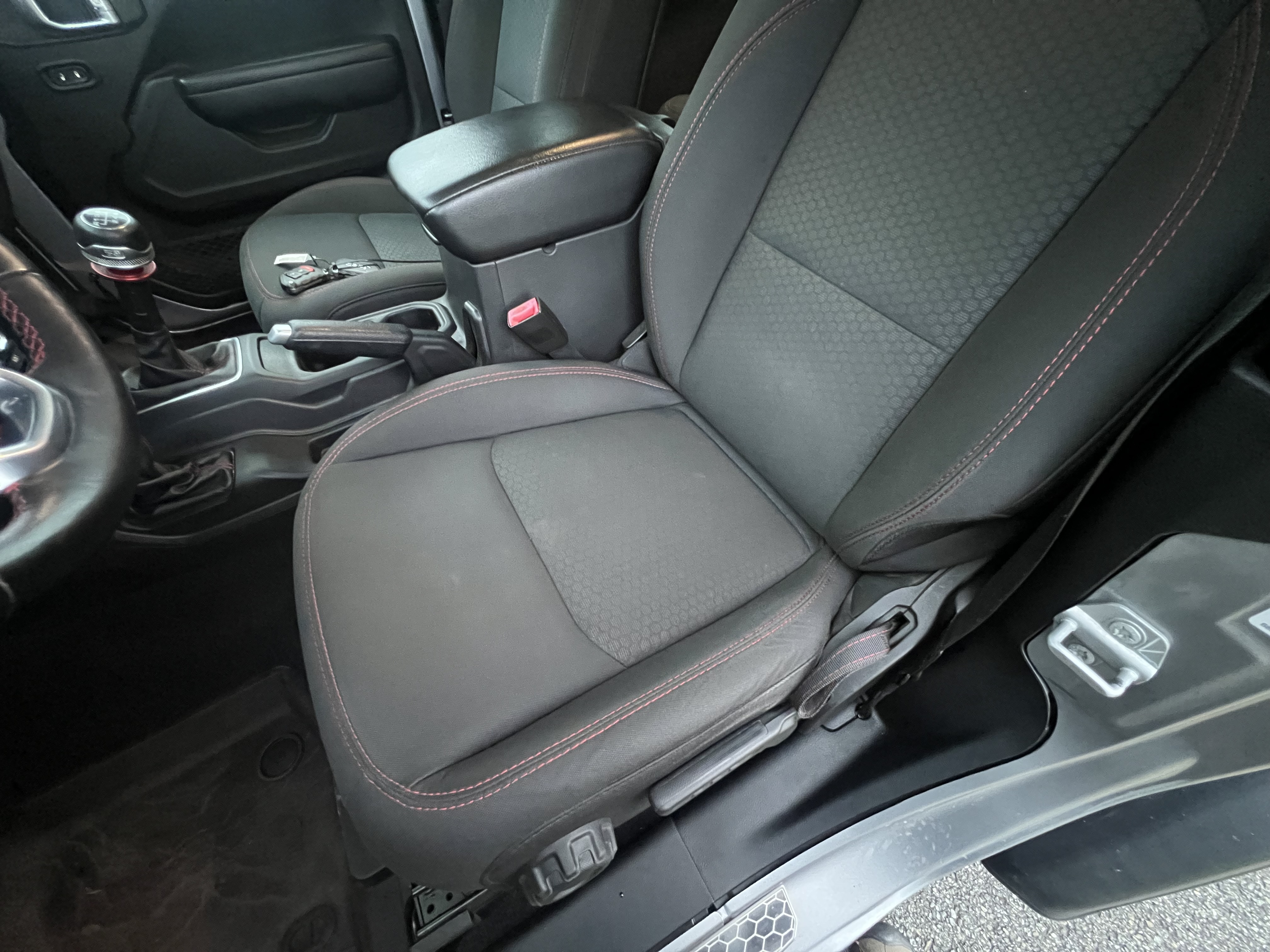 Used 2019 Jeep Wrangler 4WD Rubicon image 17