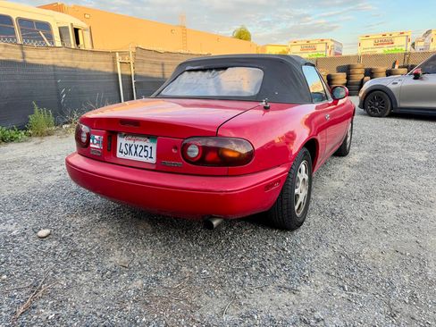 Used 1995 MAZDA MX-5 Miata Sport RWD image 7