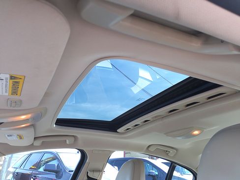 Used 2012 Volvo S60 T5 image 35