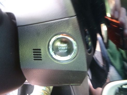 Used 2017 Toyota Corolla SE image 26