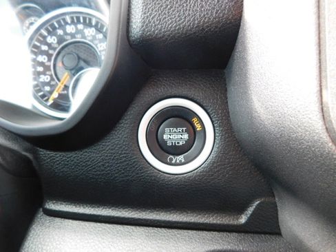 Used 2020 RAM 2500 4x4 Crew Cab Tradesman image 12