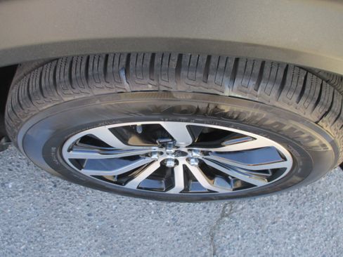 Used 2021 Ford Explorer 4WD ST image 22