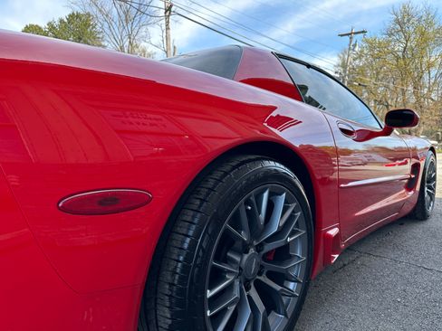Used 2001 Chevrolet Corvette Z06 image 6