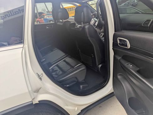 Used 2020 Jeep Grand Cherokee Limited image 8