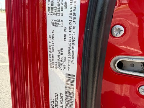 Used 2022 RAM 2500 4x4 Crew Cab Laramie image 16
