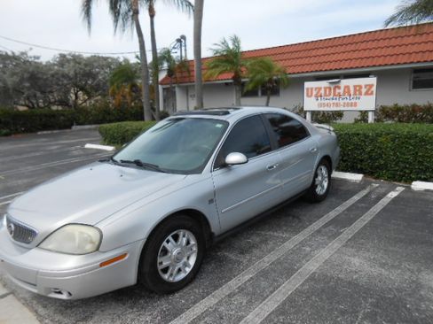 Used 2004 Mercury Sable LS Premium Sedan FWD image 1