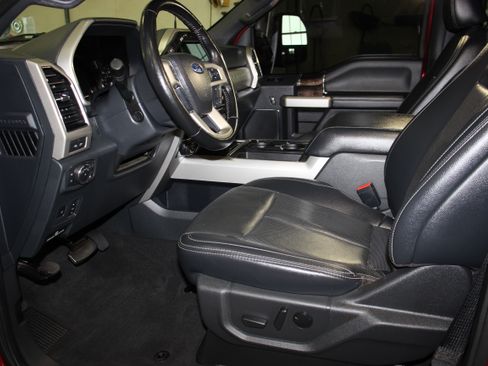 Used 2022 Ford F250 4x4 Crew Cab Super Duty image 16