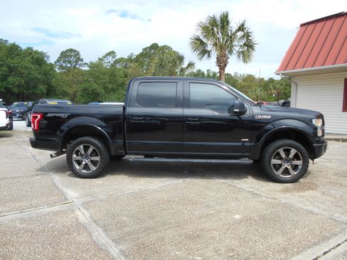 Used 2016 Ford F150 w/ Sport Appearance Package AWD/4WD image 4