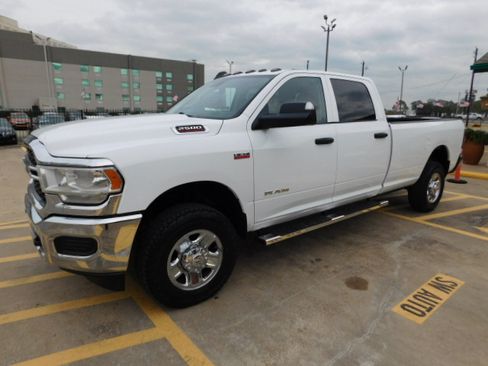 Used 2019 RAM 2500 Tradesman image 3