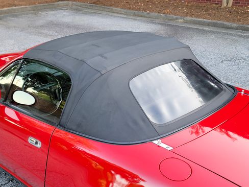Used 1997 MAZDA MX-5 Miata UNAVAIL RWD image 17