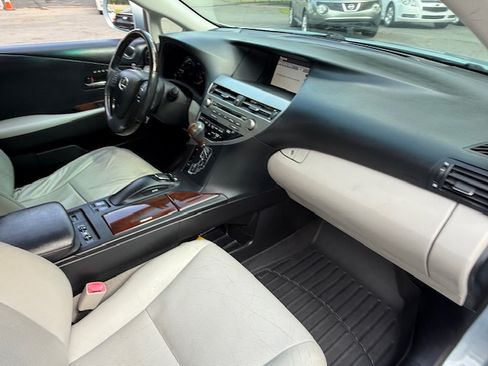 Used 2012 Lexus RX 450h image 12