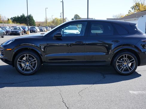 Used 2022 Porsche Cayenne image 5