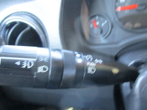 Used 2013 Jeep Patriot Sport image 45