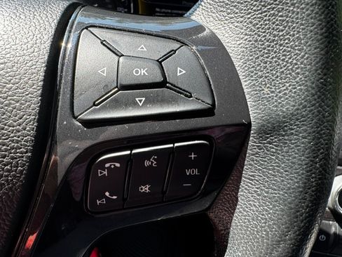 Used 2017 Ford Explorer FWD XLT image 26