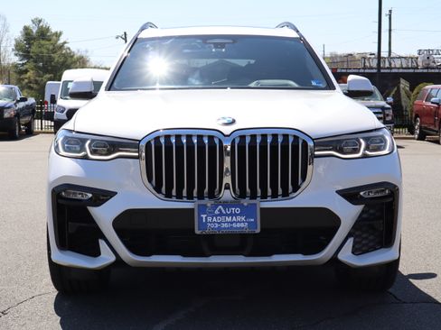 Used 2020 BMW X7 xDrive40i w/ M-Sport Package image 3