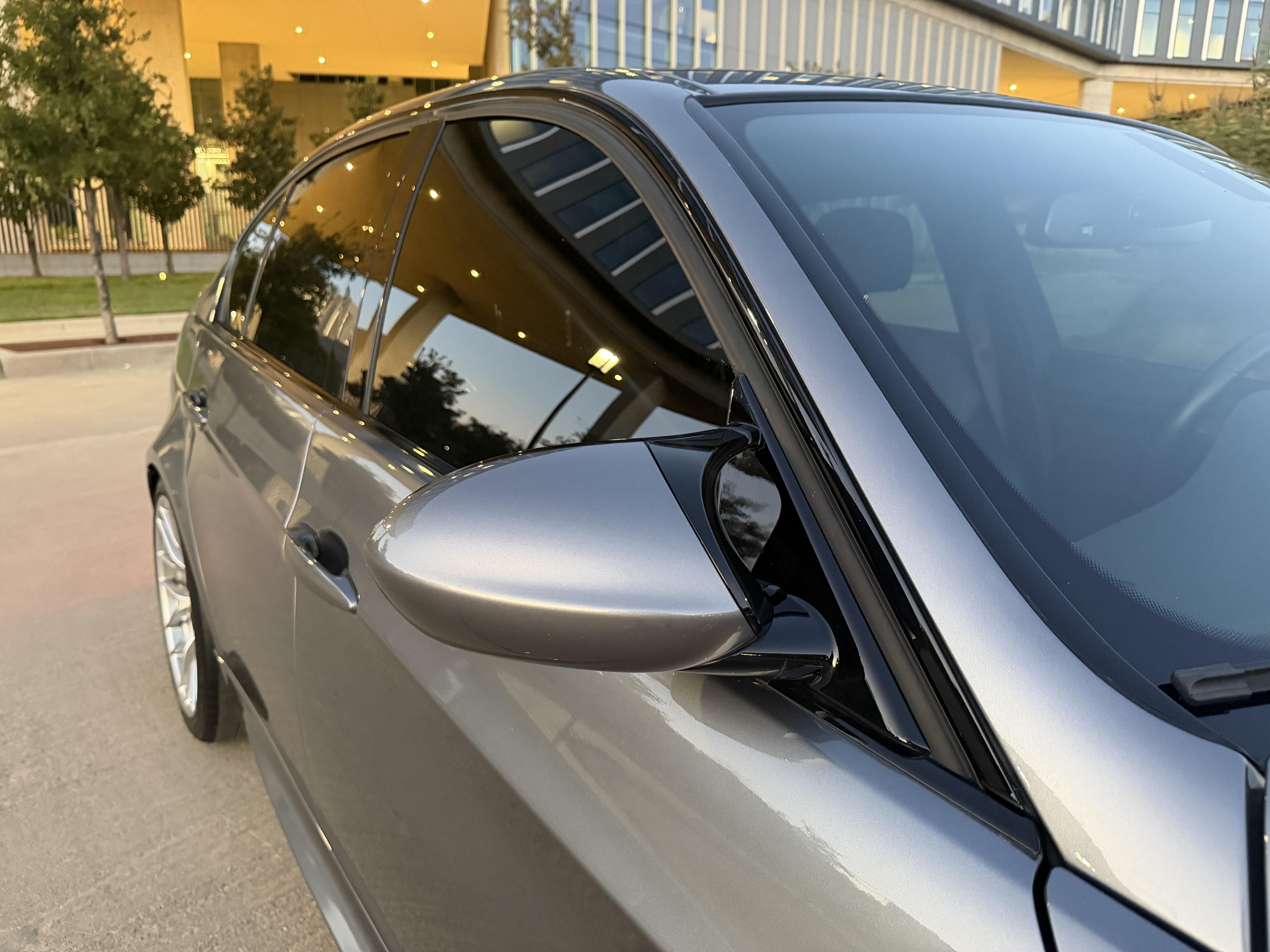 Used 2011 BMW M3 Competition RWD image 17