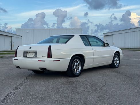 Used 2002 Cadillac Eldorado Collector's Edition FWD image 9