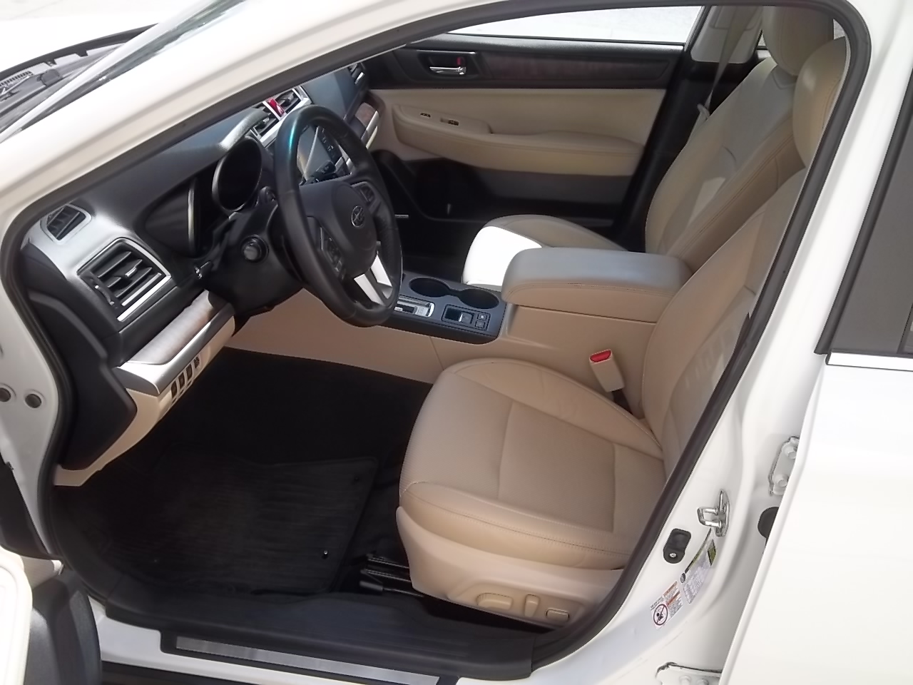 Used 2015 Subaru Outback 3.6R Limited AWD/4WD image 24