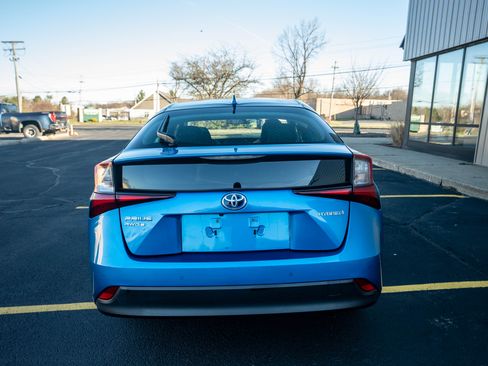 Used 2019 Toyota Prius image 5