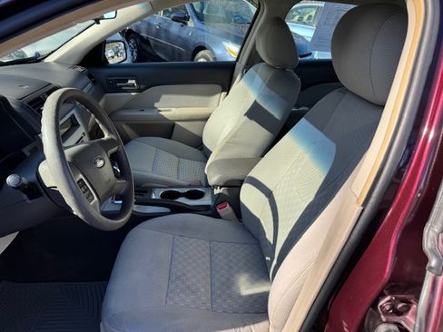 Used 2012 Ford Fusion SE image 8