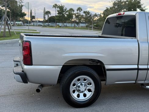 Used 2007 Chevrolet Silverado 1500 Classic W/T image 59