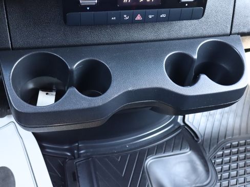 Used 2022 Mercedes-Benz Sprinter 2500 image 20