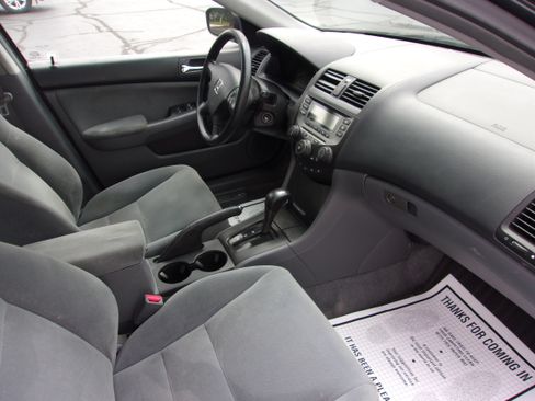 Used 2006 Honda Accord LX Sedan image 4