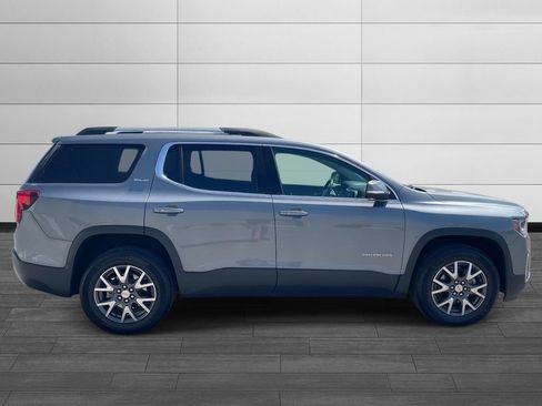 Used 2021 GMC Acadia SLE FWD image 4