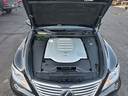 Used 2012 Lexus LS 460 image 9