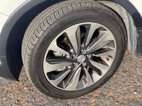 Used 2017 Buick Encore Essence image 14