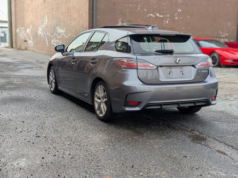 Used 2015 Lexus CT 200h image 5