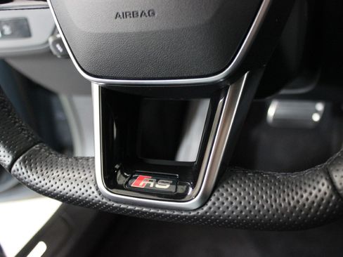 Used 2023 Audi RS e-tron GT image 32