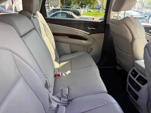 Used 2020 Acura MDX SH-AWD image 26