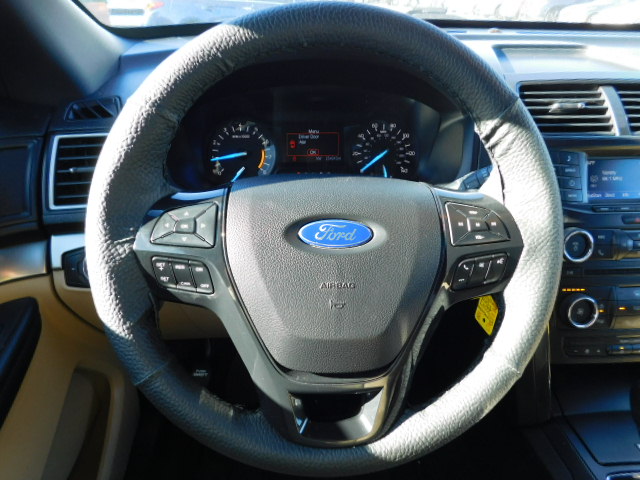 Used 2017 Ford Explorer FWD image 13