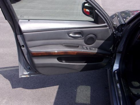 Used 2011 BMW 328i xDrive image 31