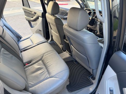 Used 2007 Toyota 4Runner Limited image 30