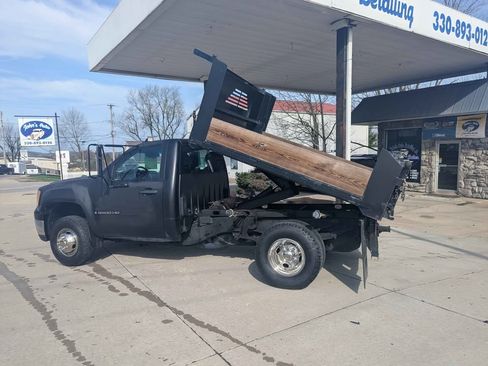 Used 2007 GMC Sierra 3500 image 6