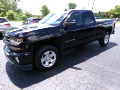 Used 2016 Chevrolet Silverado 1500 4x4 Double Cab LT image 1