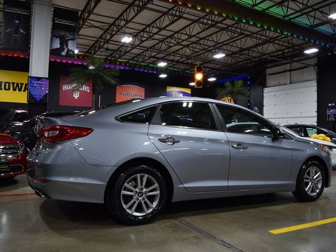 Used 2015 Hyundai Sonata SE image 14
