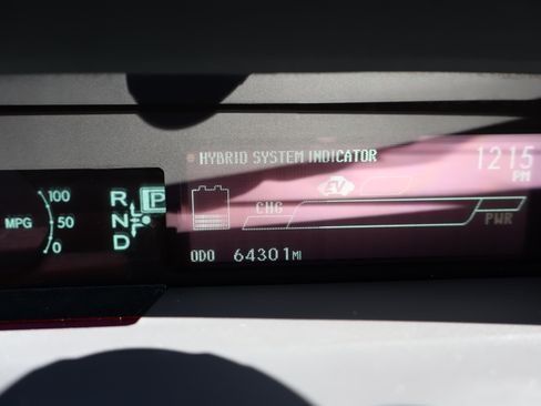 Used 2013 Toyota Prius image 27