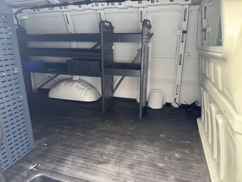 Used 2021 Chevrolet Express 2500 image 4