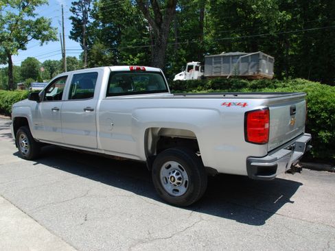 Used 2015 Chevrolet Silverado 2500 image 4