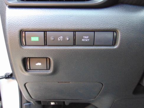 Used 2021 Nissan Sentra S image 12