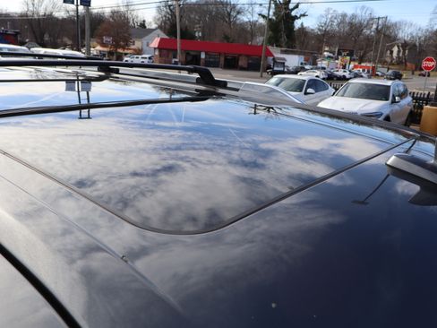 Used 2018 Ford Expedition Platinum image 12